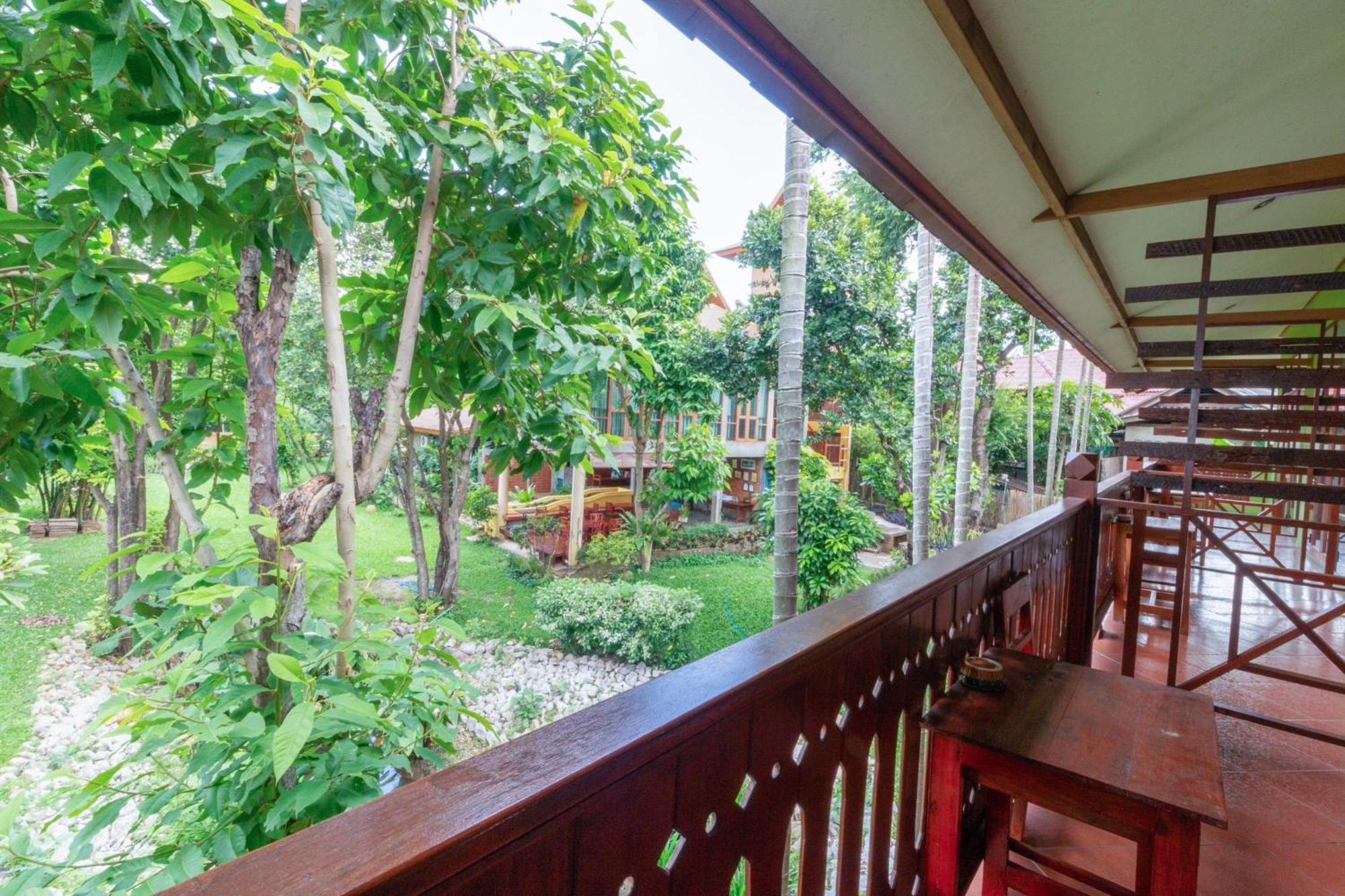 Auangkham Resort Lampang Esterno foto